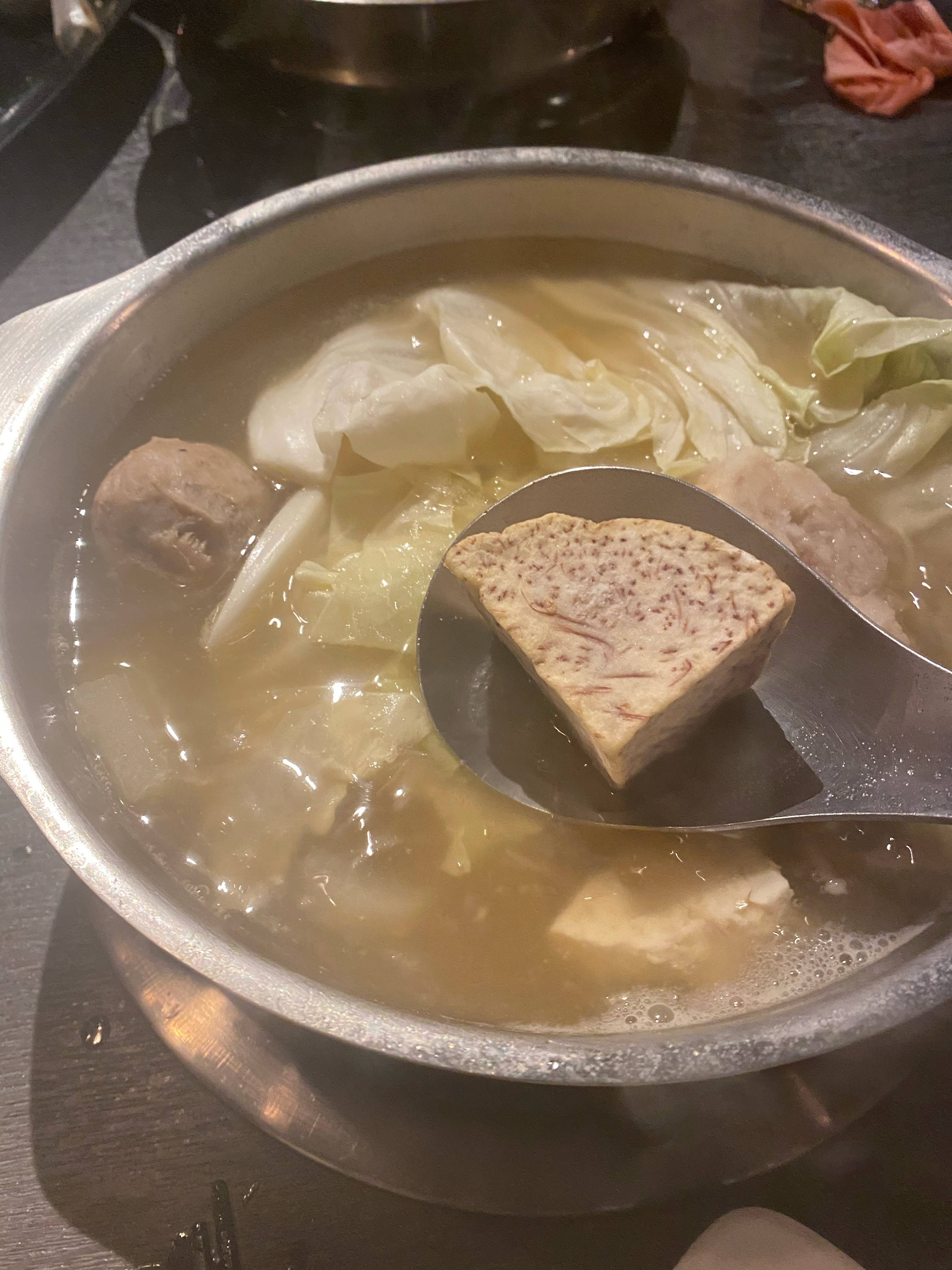 不只芋頭討人厭！他好奇「哪種火鍋料最討厭」掀熱議　網一面倒「點名超常見配料」：整鍋毀掉