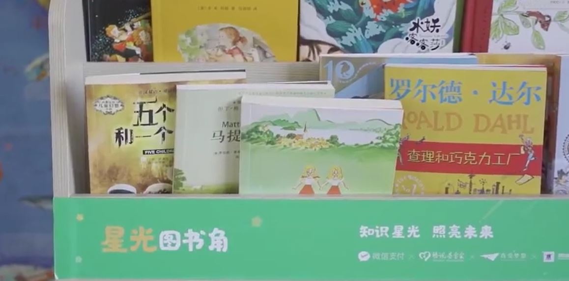 良師如母！女老師到偏鄉「看到窮學生處境好心疼」　堅持十年自掏腰包補助「成為孩子們心中的媽」