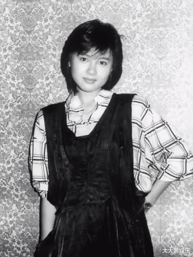 從艷星到影后！兩女共侍一夫「被閨蜜出賣」前途盡毀　2次離婚「55歲美人遲暮」依舊自信