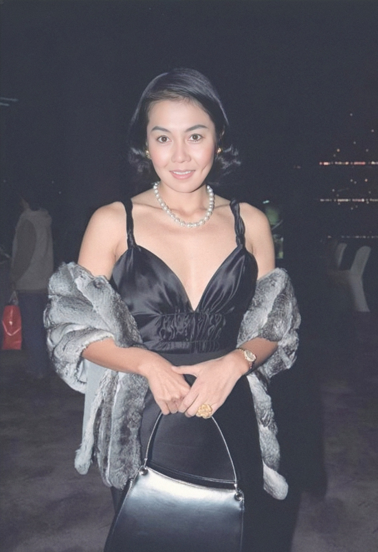 史上最強原配！母親指引「嫁入豪門」　40年鬥倒3位情婦「保住70億家產」75歲安享晚年