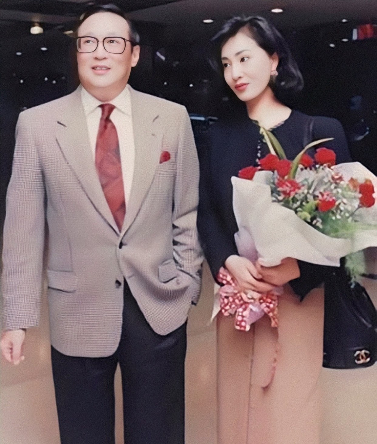 史上最強原配！母親指引「嫁入豪門」　40年鬥倒3位情婦「保住70億家產」75歲安享晚年