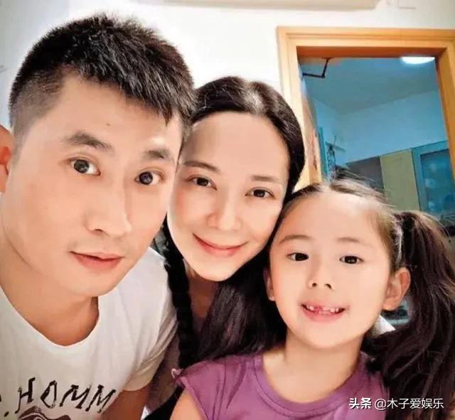 25歲獲港姐冠軍！當紅卻下嫁窮小子「自掏腰包買房」被酸不配　用10年婚姻證明：有眼光