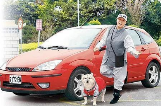 天天看佛也無聊！她豔星出道「39歲剃度出家」　如今「揮金如土欠債千萬」信徒卻暴增