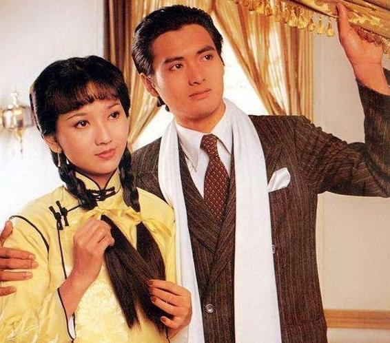 因私藏情書致失婚！前任和她對簿公堂「情人為她剃度出家」　再婚後「被寵上天」66歲仍似少女