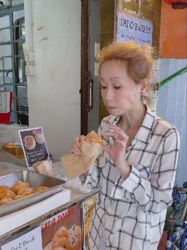 媲美張曼玉！被張國榮誇有天賦「卻為愛退圈」　婚後33年原諒老公出軌8次「58歲無子街頭吃快餐」