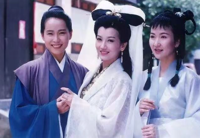 媲美張曼玉！被張國榮誇有天賦「卻為愛退圈」　婚後33年原諒老公出軌8次「58歲無子街頭吃快餐」