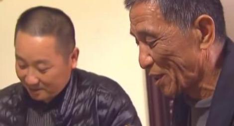 一諾千金！未婚妻病故後「他答應會照顧女方爸媽」　侍奉20年「再婚生子仍不忘亡妻遺願」