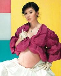 19歲拔掉父親氧氣管！兩次未婚先孕　為女兒「賠前夫2600萬」45歲奪視后成贏家