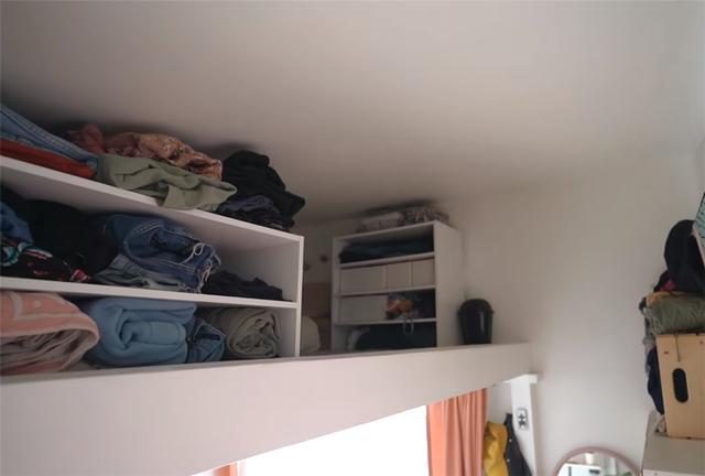 超迷你小屋！她離婚後買下3坪房「總共只花11萬」　「屋頂暗藏特殊空間」功能一應俱全