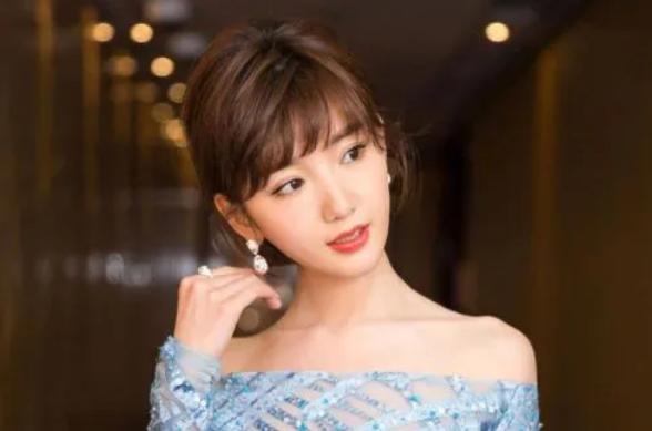 出生被父親丟垃圾桶！媽媽撿回辛苦養大　成名後父親忙現身「開口要5000萬贍養費」