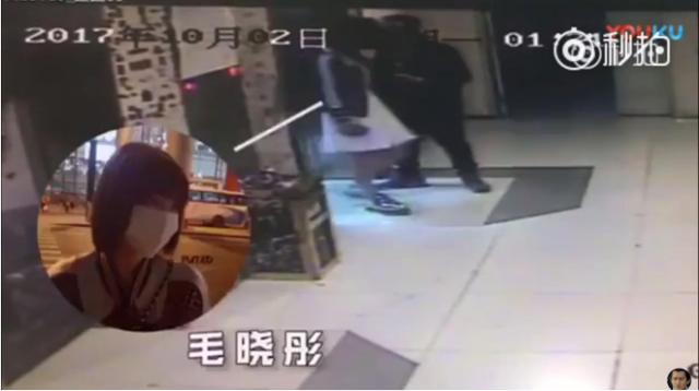 出生被父親丟垃圾桶！媽媽撿回辛苦養大　成名後父親忙現身「開口要5000萬贍養費」
