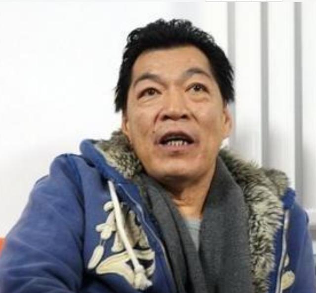 惡人專業戶！從月薪60到一天50萬「一生重情重義」　為保護兄弟鋃鐺入獄「卻唯獨痛恨周星馳」