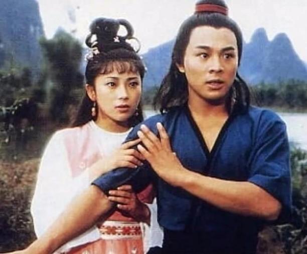不要婚禮鑽戒！30年前「生下2女」卻被李連杰拋棄另娶她人　「住地下室10年」不認命走出陰霾