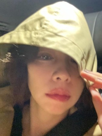 自曝嚴重隱疾！徐若瑄罕見「躲媽媽懷中痛哭」揭揪心內幕　坦言「不想再勇敢了」淚嘆：要照顧好健康