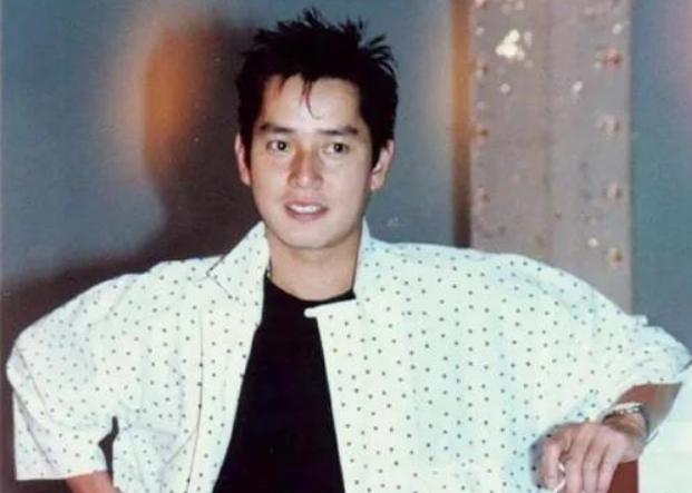 與妻子約定不要孩子！卻轉身與情人生子「留數億財產」　原配含淚「剃度出家」選擇成全