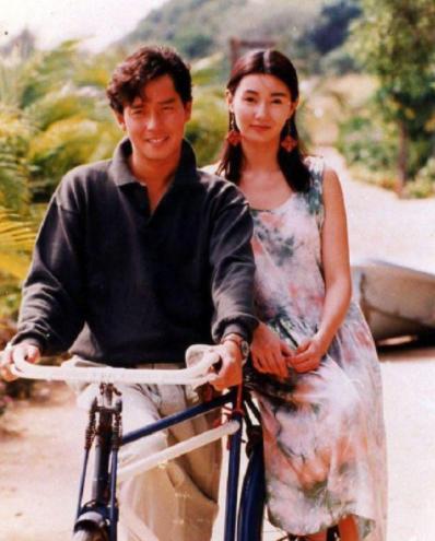 與妻子約定不要孩子！卻轉身與情人生子「留數億財產」　原配含淚「剃度出家」選擇成全