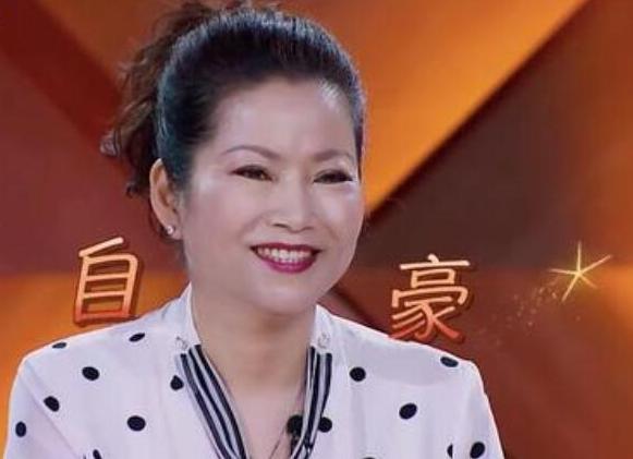 父母離婚都不要他！父親再娶美嬌妻　被姨媽養大「成明星後」繼母卻讓他養弟弟和弟媳