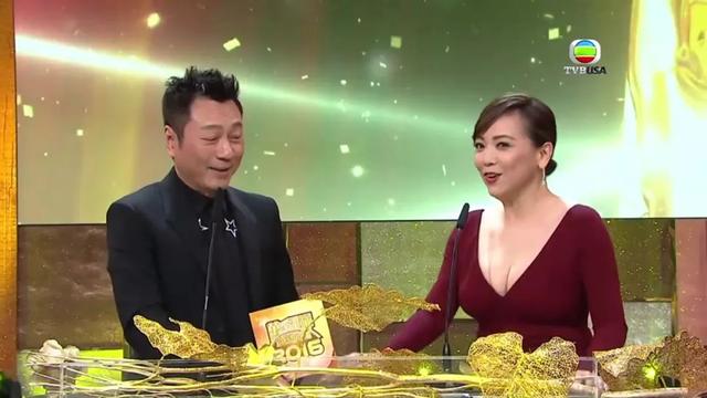 18歲時大佬為她下跪！30歲因錯愛「被全港雪封」　40歲一夜破產「43歲成功翻身」：一個人也很好
