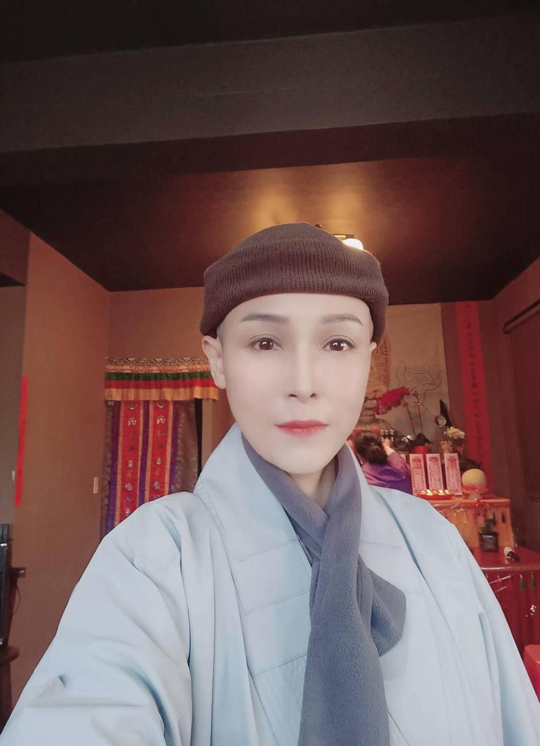 不留戀紅塵俗世！《戲說》女星「堅持剃度出家」媽媽反對也沒用　直到「落髮那刻」眼淚潰堤：多年願望終成真