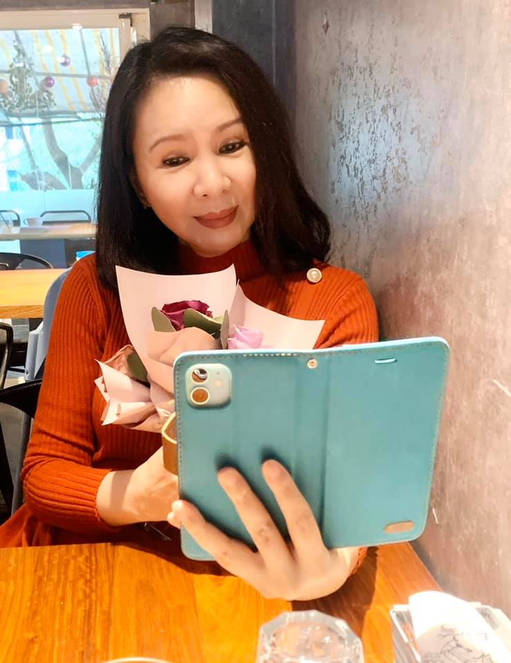 停工3年！69歲本土女星自爆「長20多顆腫瘤」病況曝光　經紀人「曾怪她多管閒事」卻被救了一命