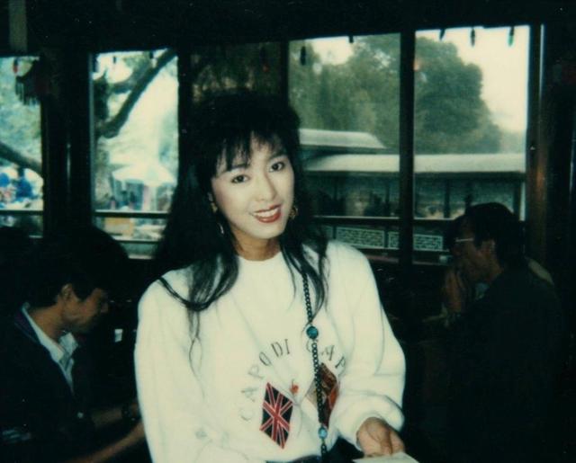最深情的黃蓉！與男友痴戀26年「不婚不生不同居」　男友去世後「她守寡10年」一生未嫁