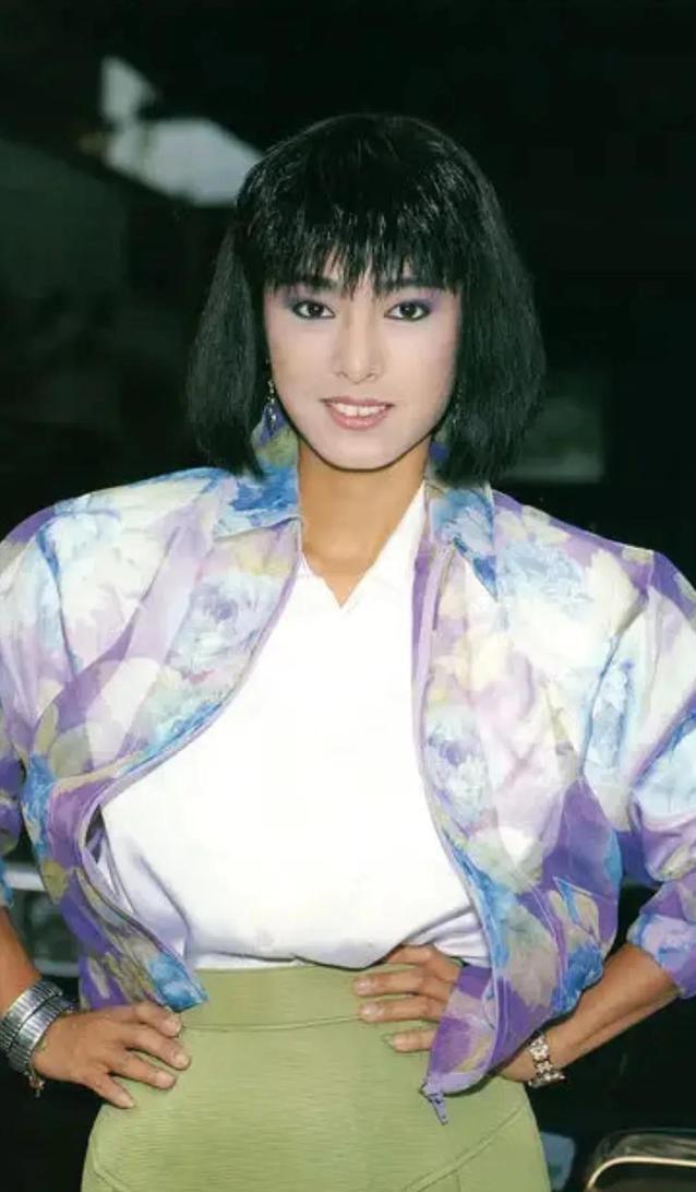 最深情的黃蓉！與男友痴戀26年「不婚不生不同居」　男友去世後「她守寡10年」一生未嫁