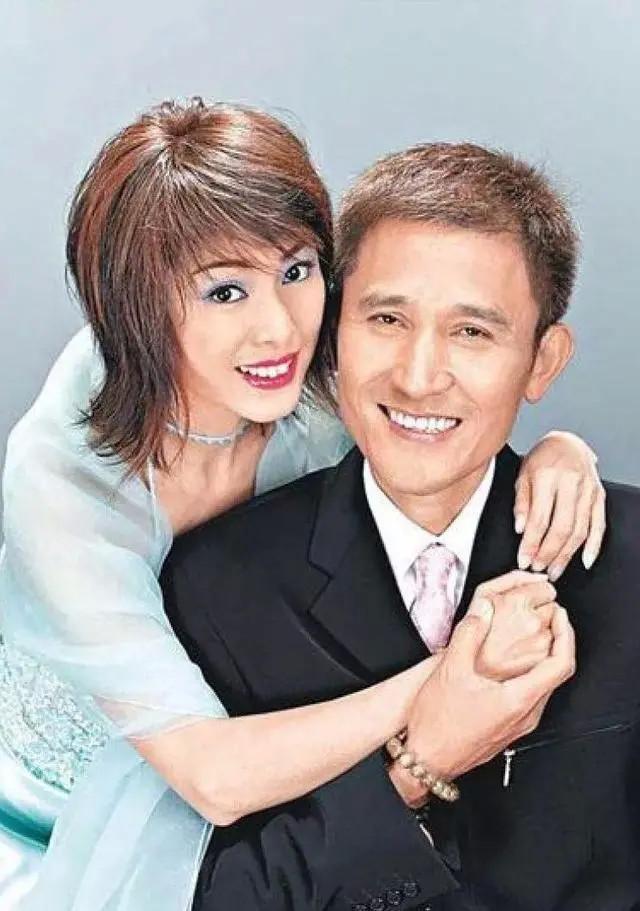最深情的黃蓉！與男友痴戀26年「不婚不生不同居」　男友去世後「她守寡10年」一生未嫁