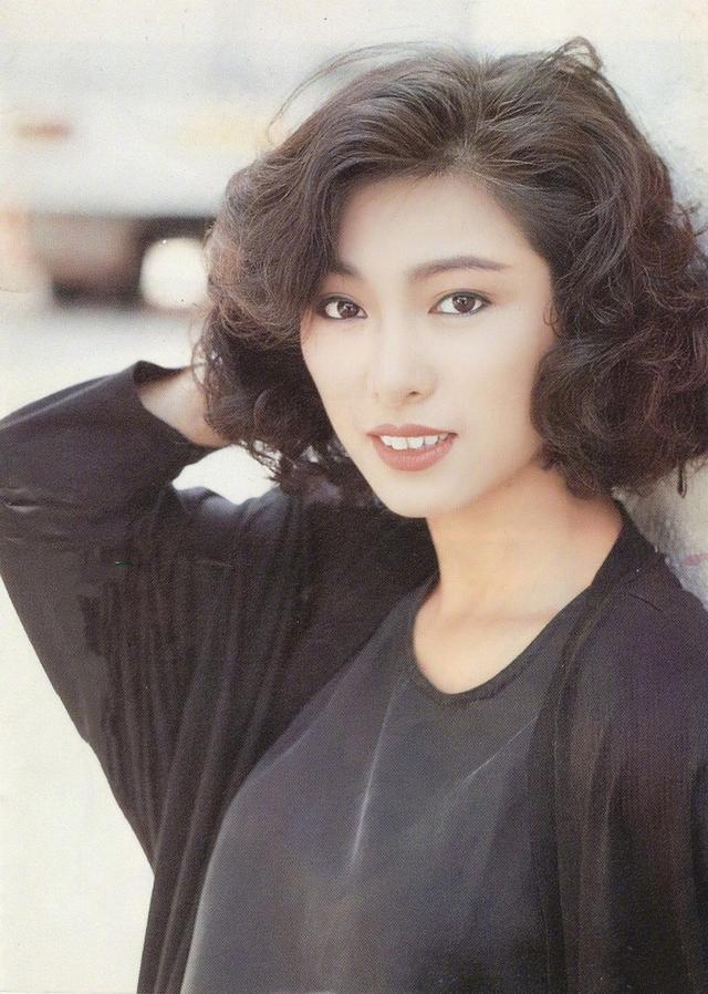 最深情的黃蓉！與男友痴戀26年「不婚不生不同居」　男友去世後「她守寡10年」一生未嫁