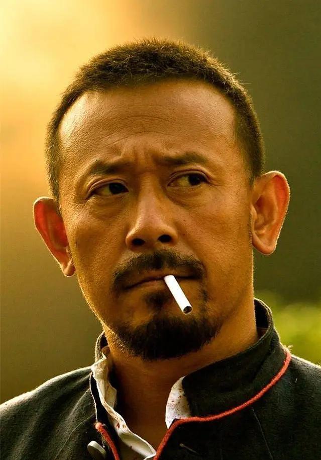 嫁豪門獨守空房7年！離婚後44歲爆紅　  談到前夫「淚流不止」：買個冰激凌都要向他借錢
