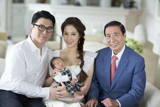 天生旺夫命！丈夫「用2套房當聘禮」才娶到她　她婚後卻從不工作「反讓丈夫賺千億」