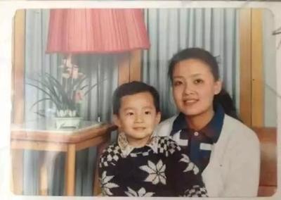 曾逼大S吃肉吃到吐！開88家餐館「卻遭踢出局」被判入獄1年　離婚後心痛兒子付出「徹底斷兒媳」