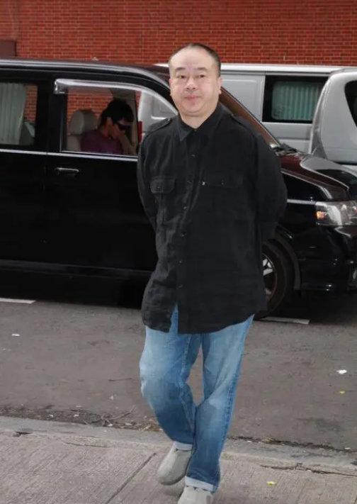 小三扶正夢碎！她當年「靠美貌征服了7個男人」　退出演藝圈「一生未婚無子」靠修佛度餘生
