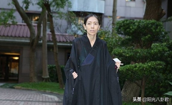 5段婚姻全悲劇！19歲被強娶「2婚拿走百億遺產」　抱70億「嫁小23歲丈夫卻被騙」懺悟：只想學佛