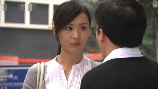 黑馬視后！曾一夜失去婚姻事業「被稱13億豪門棄婦」　二婚嫁哈佛學霸生女「活出自我」