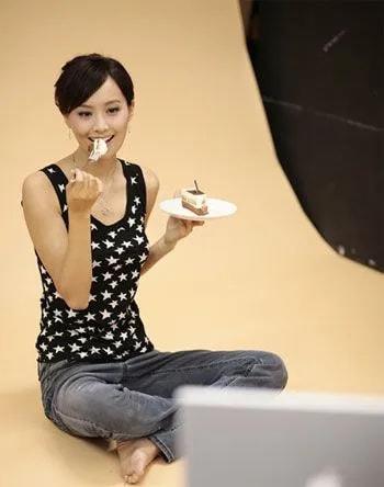 黑馬視后！曾一夜失去婚姻事業「被稱13億豪門棄婦」　二婚嫁哈佛學霸生女「活出自我」