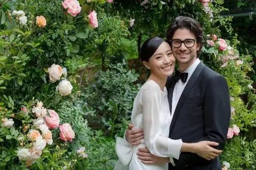 黑馬視后！曾一夜失去婚姻事業「被稱13億豪門棄婦」　二婚嫁哈佛學霸生女「活出自我」