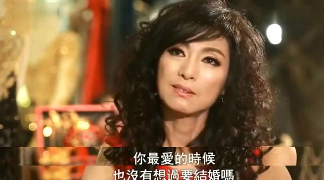 痴戀成龍8年被劈腿鄧麗君！「狂追球星26年」被冥婚　66歲孤身無兒無女「為愛永不再婚」