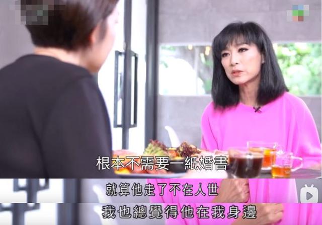 痴戀成龍8年被劈腿鄧麗君！「狂追球星26年」被冥婚　66歲孤身無兒無女「為愛永不再婚」