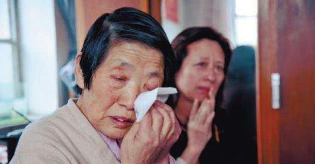 「奶奶怎麼還不死」？壽宴上5歲孫女童言無忌　下一秒語出驚人「老人瞬間淚崩」：兒媳，辛苦你了