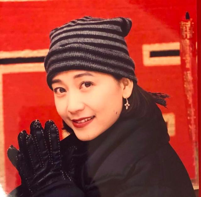為嫁人氣小生！「台灣一代玉女」不顧患癌之軀懷孕7次　59歲擁3個女兒「終熬成了贏家」