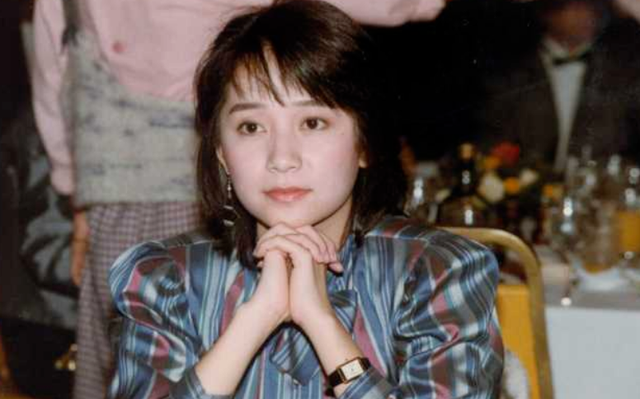 為嫁人氣小生！「台灣一代玉女」不顧患癌之軀懷孕7次　59歲擁3個女兒「終熬成了贏家」