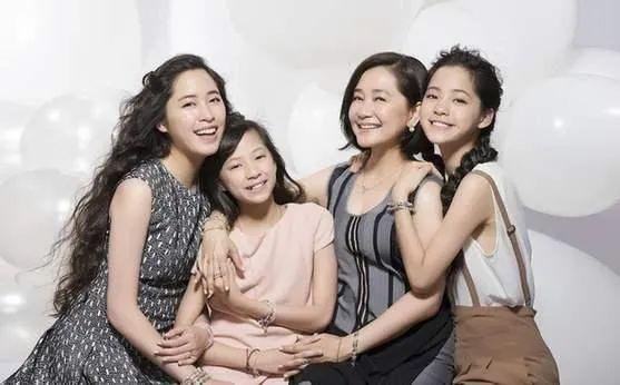 為嫁人氣小生！「台灣一代玉女」不顧患癌之軀懷孕7次　59歲擁3個女兒「終熬成了贏家」