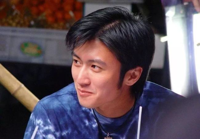 曾窮到花3元吃面！謝霆鋒自曝「心酸往事」哽咽　透露父母差點破產「咬牙撐起一片天」
