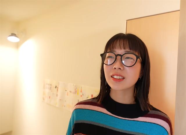 窄房很難住？日本女孩「住進2坪迷你蝸居」生活起居面面俱到　加碼曝「隔壁樓梯間是套房」讓人嘖嘖稱奇