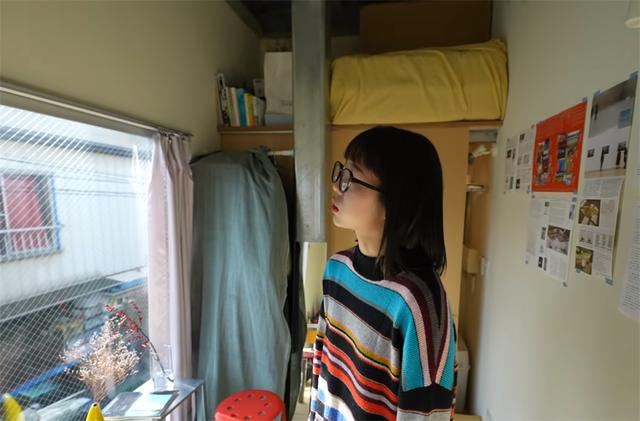窄房很難住？日本女孩「住進2坪迷你蝸居」生活起居面面俱到　加碼曝「隔壁樓梯間是套房」讓人嘖嘖稱奇