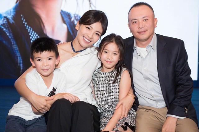 百億富豪棄群芳閃婚女星！破產後「讓劉濤養了12年」　如今「捨棄身份」為何甘做軟飯男？