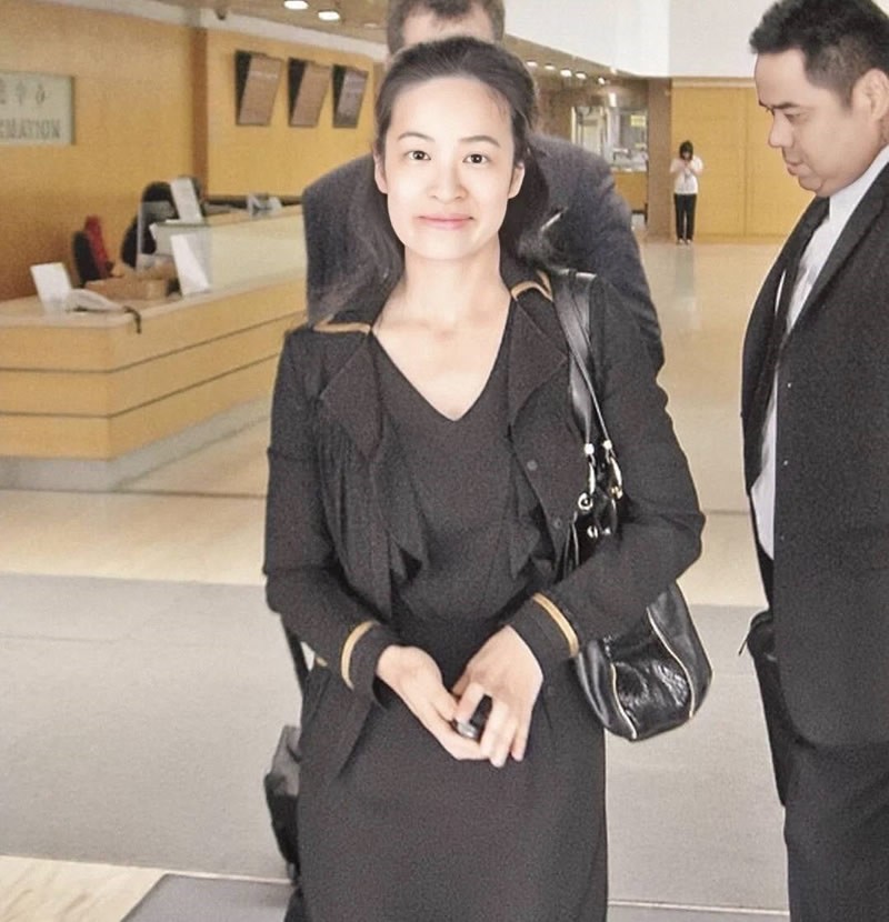 讓豪門「頭疼」的兒媳！丈夫不想要孩子「她告上法庭分走12億」　身份被曝光：失算了