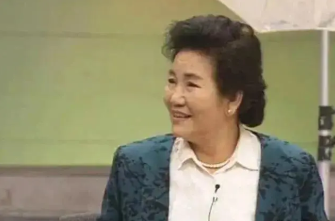 32歲喪夫！中年喪女「改嫁小叔子又守寡」　49歲女兒又夭折「卻用歡笑點亮生活」