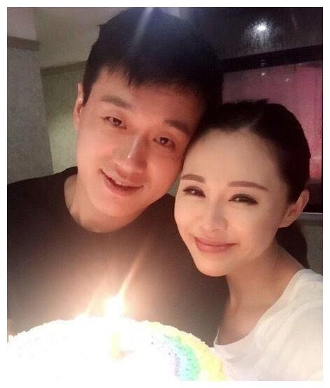 6歲學會自立！苦守20年喚醒植物人父親　如今苦盡甘來「獲最大回報」超幸福