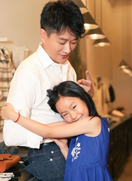 6歲學會自立！苦守20年喚醒植物人父親　如今苦盡甘來「獲最大回報」超幸福